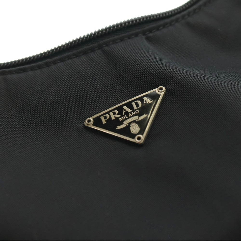 PRADA(プラダ) トライアングルロゴプレート ナイロン ハンドバッグ シルバー金具 ブラック