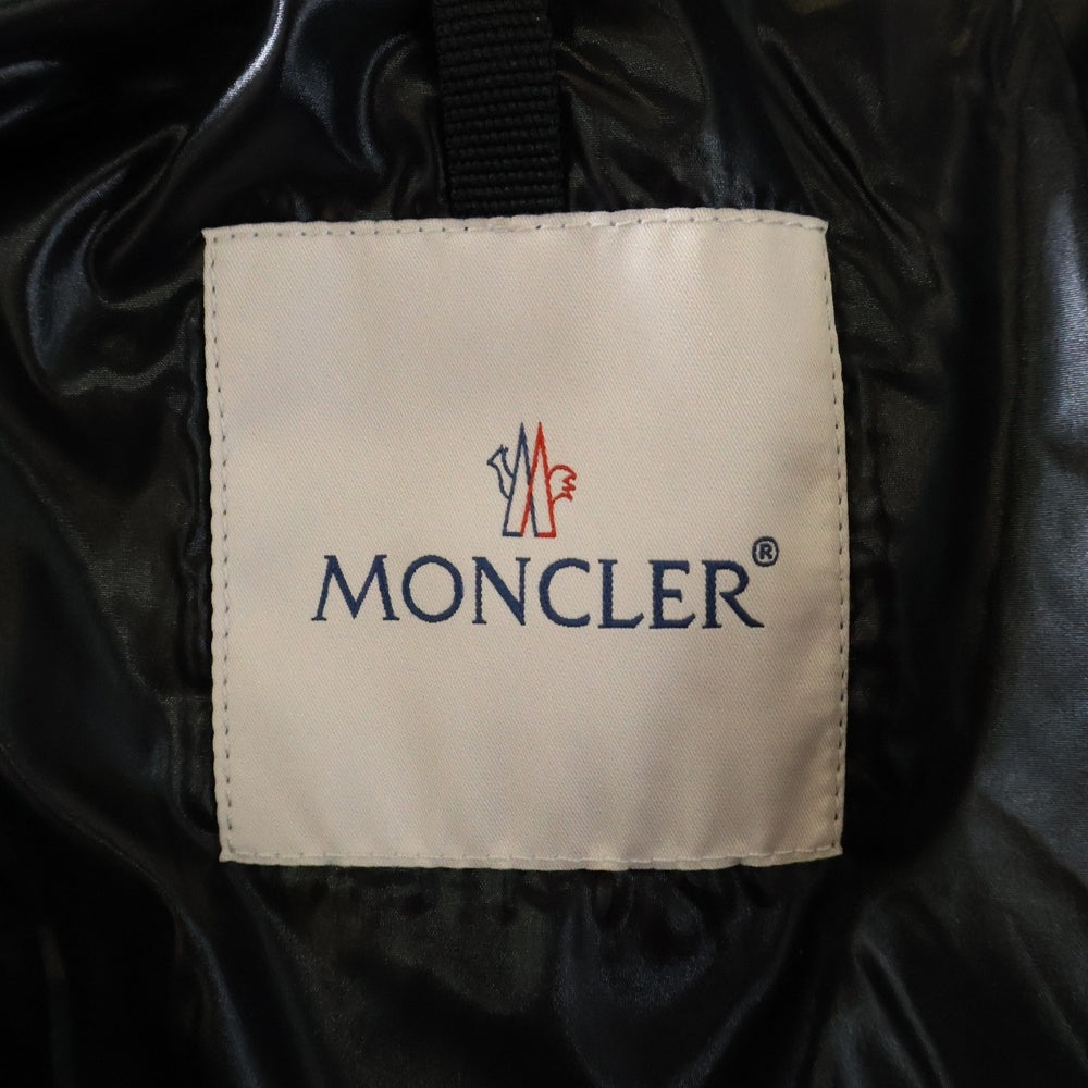 MONCLER(モンクレール) 20AW MONTCLA モンクラー ロゴ刺繍 フーデッド ジップアップ ダウンジャケット ブラック F20911B56900 C0300