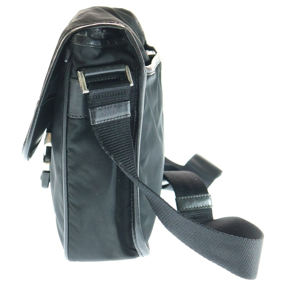 PRADA(プラダ) 三角ロゴ ショルダーバッグ ミニバッグ ブラック ナイロン×レザー シルバー金具