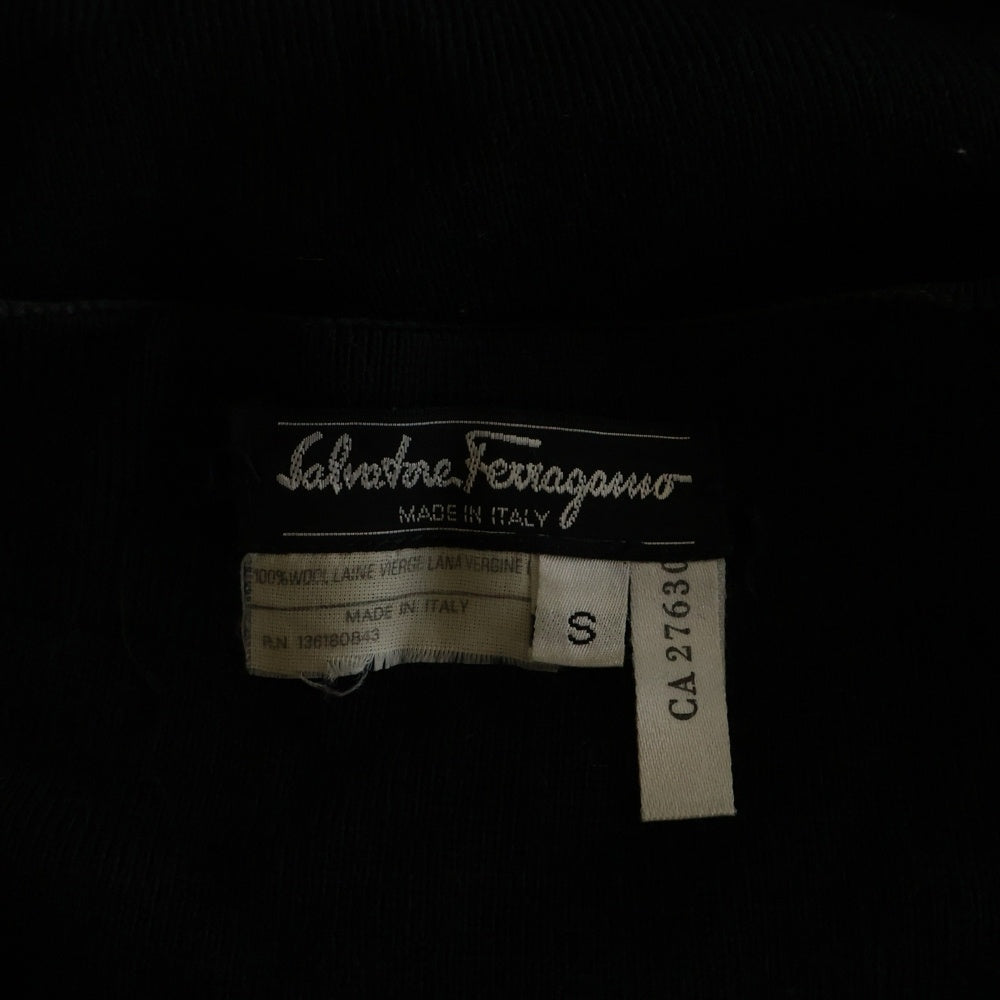 FERRAGAMO(フェラガモ) ボタンデザイン カーディガン ブラック レディース