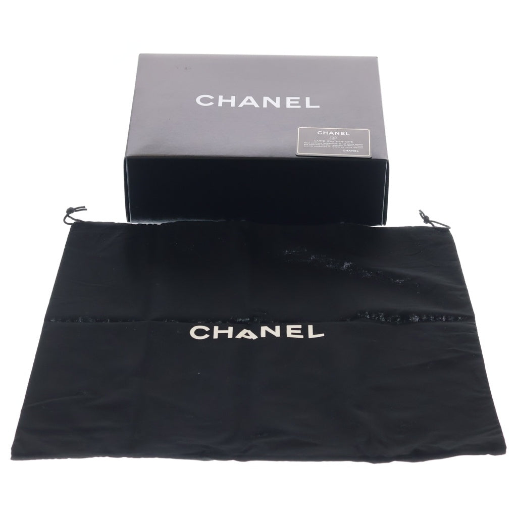 CHANEL(シャネル) マトラッセ パンチングレザー Sフラップ チェーンショルダーバッグ シルバー金具 ホワイト 11番台 レディース
