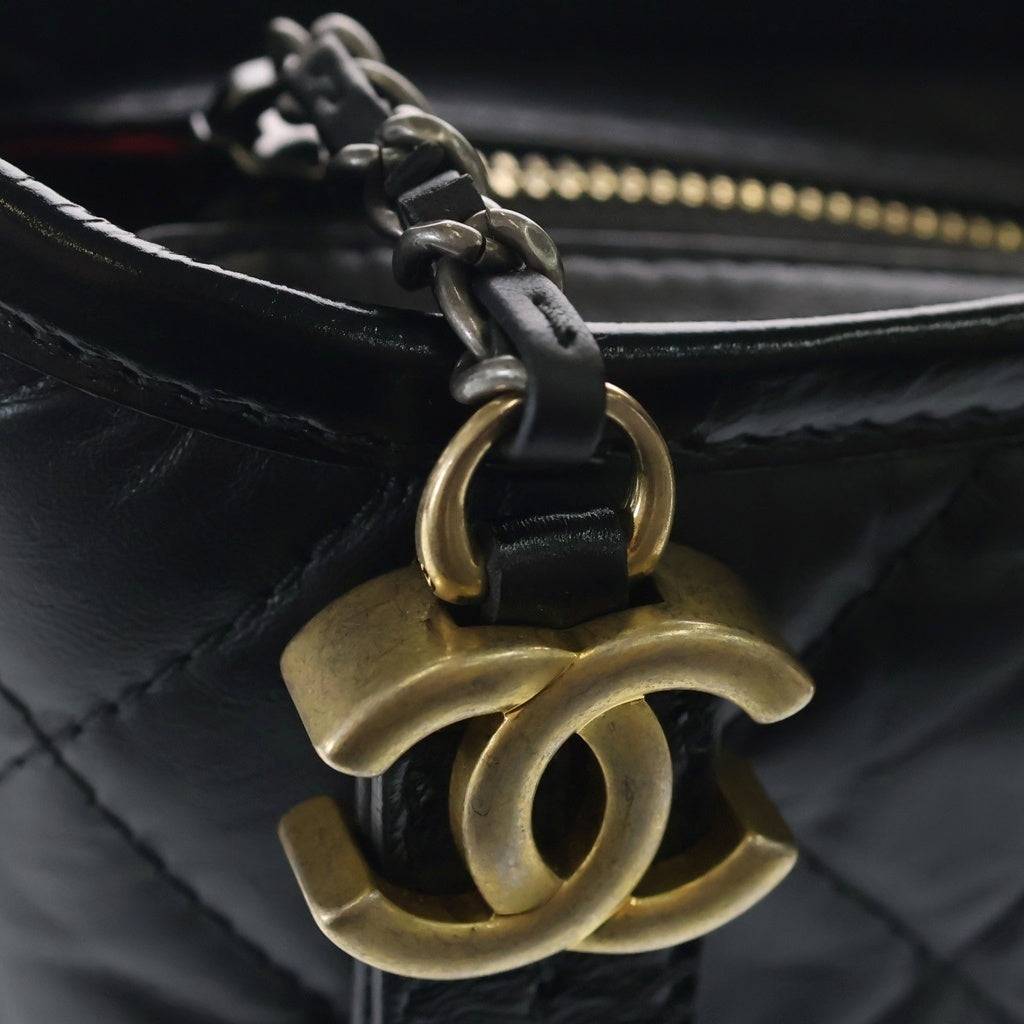CHANEL(シャネル) ガブリエル ドゥ シャネル スモール ショルダーバッグ ブラック レザー A91810 シルバー×ゴールド金具 レディース