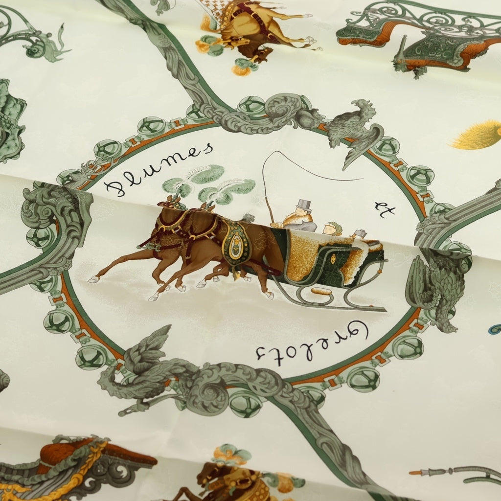HERMES(エルメス) カレ90 Plumes et Grelots 羽根飾りと鈴 レッド シルク スカーフ レディース