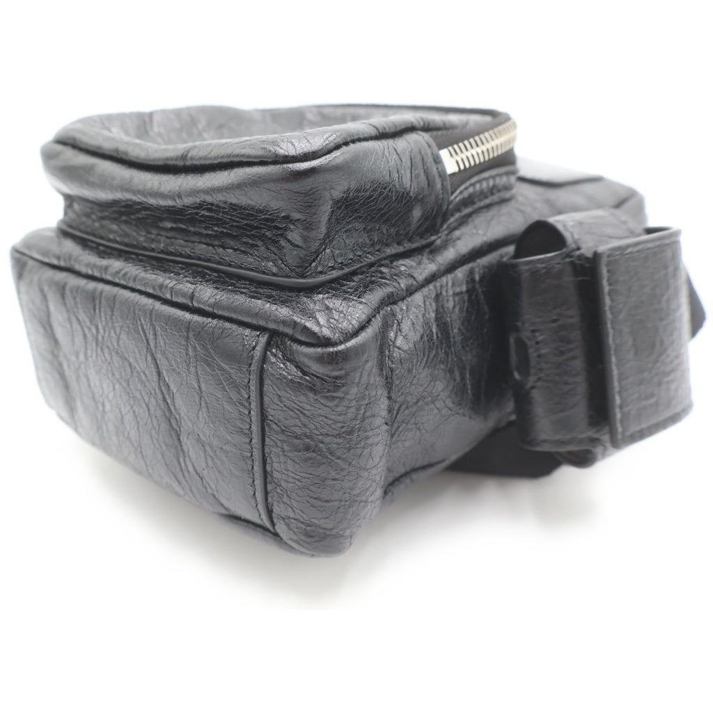BALENCIAGA(バレンシアガ) スーパービジー ヴァーティカル ショルダーバッグ ミニバッグ ブラック レザー 8673812 シルバー金具 レディース