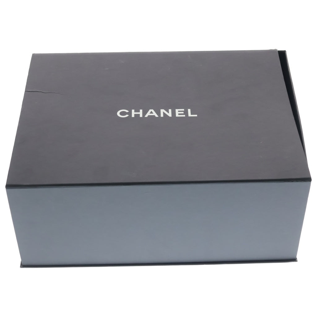CHANEL(シャネル) 2.55 メダルチャーム レザー Wフラップ Wチェーン ショルダーバッグ ネイビー ゴールド金具 26番台 レディース