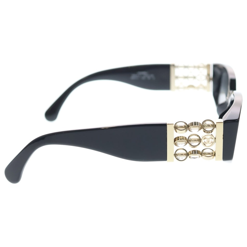 CHANEL(シャネル) オーバル サングラス ココマーク サイドフェイクパール ブラック 54□17 5544
