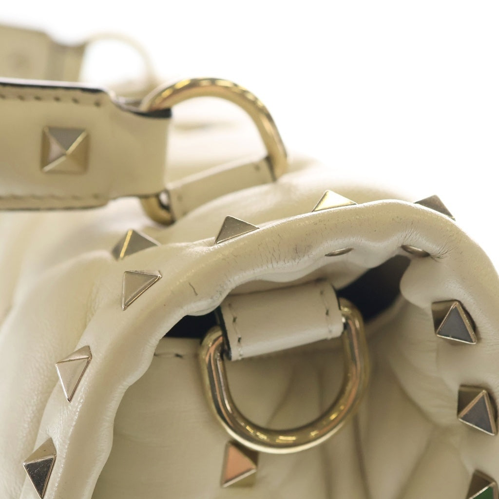 VALENTINO(ヴァレンティノ) キャンディスタッズ キルティング ショルダーバッグ 2WAY アイボリー レザー RW2B55NAP ゴールド金具 レディース