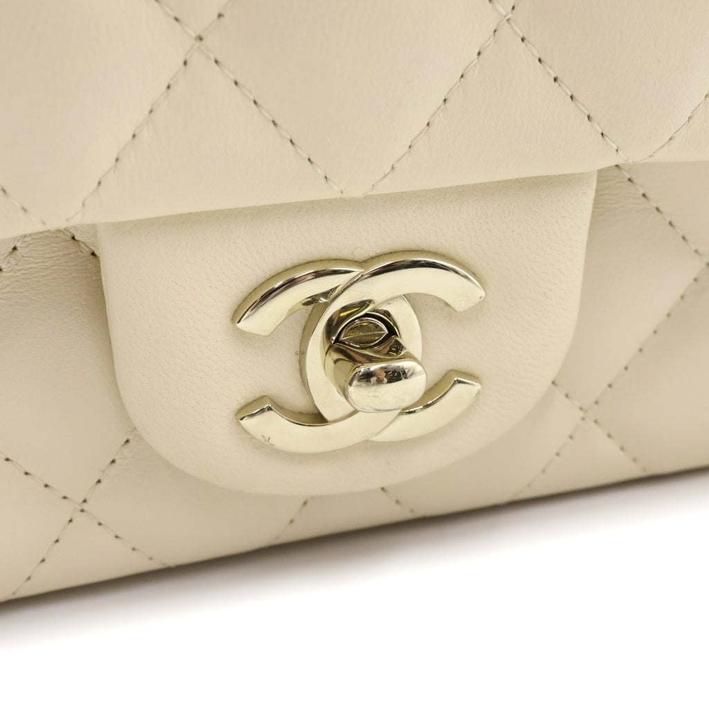 CHANEL(シャネル) マトラッセ20 ラムスキン レザー Sフラップ Sチェーンショルダーバッグ ゴールド金具 ライトベージュ A69900 レディース