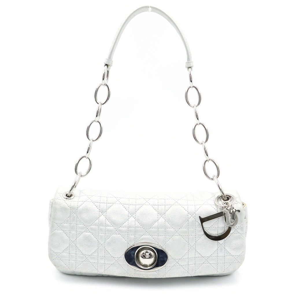 Christian Dior(クリスチャンディオール) カナージュ チェーンショルダーバッグ シルバー金具 シルバー レディース