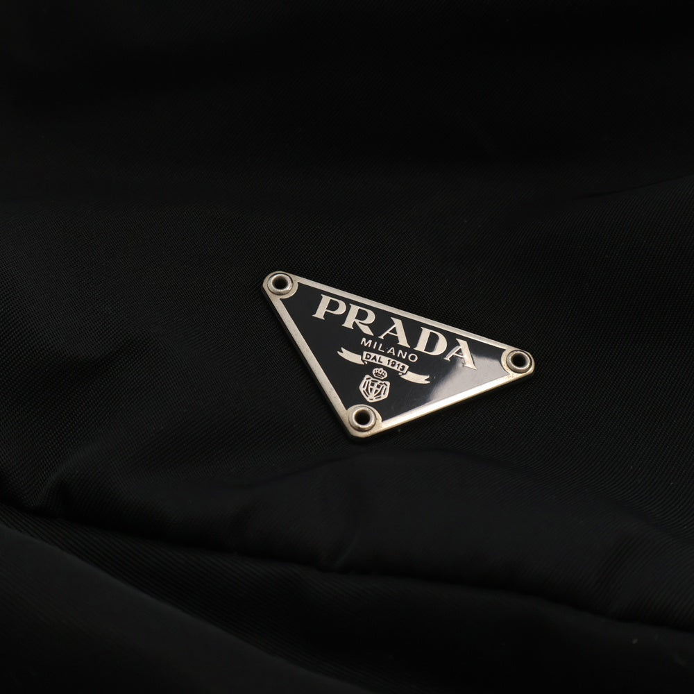 PRADA(プラダ) テスート ショルダーバッグ ブラック ナイロン 斜め掛け シルバー金具
