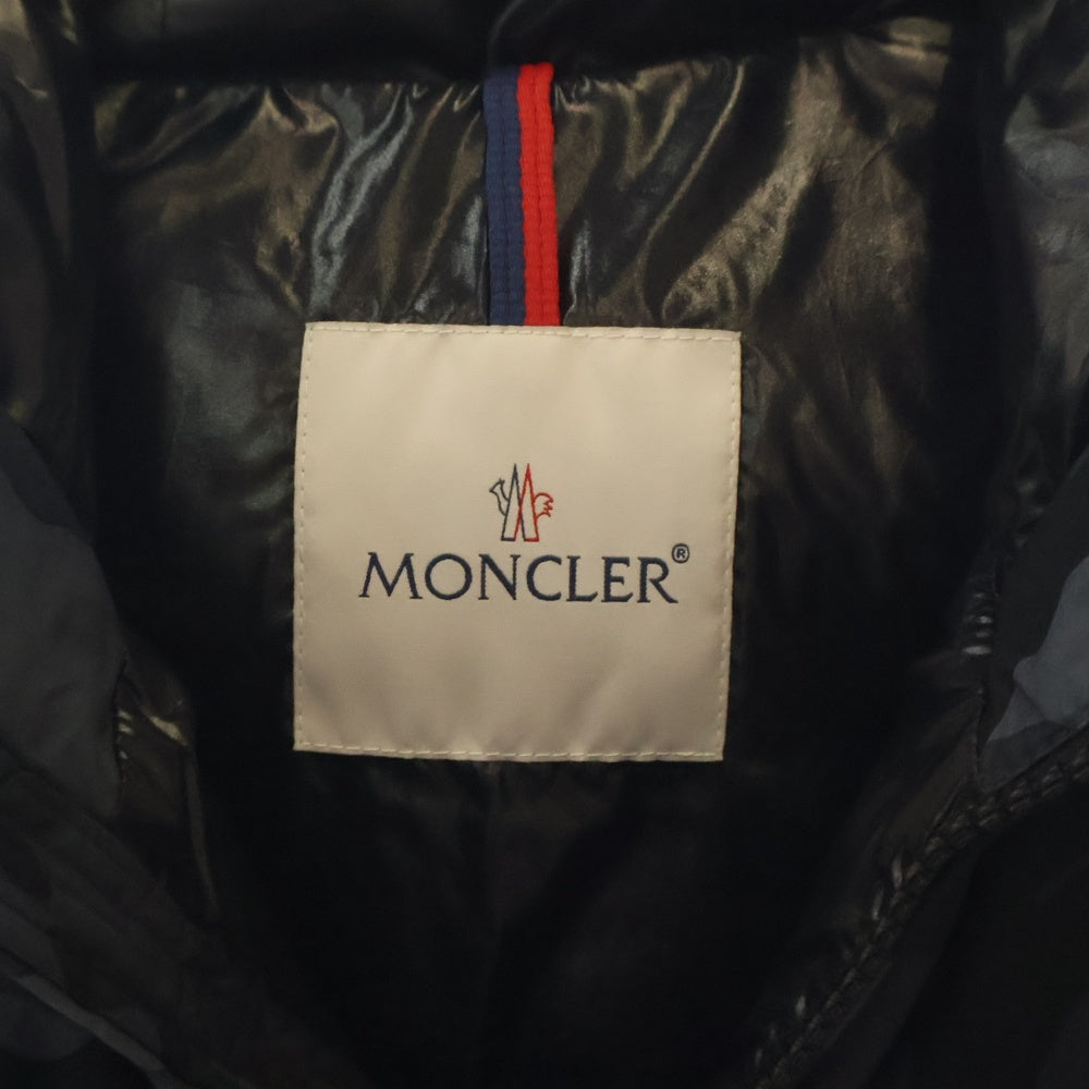 MONCLER(モンクレール) AITON エイトン カモフラージュ柄ダウンジャケット D2091488405 549X4