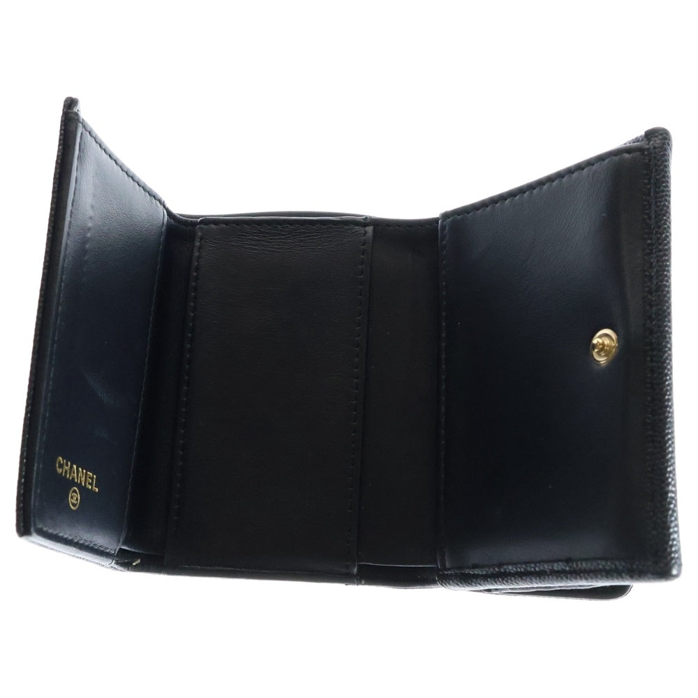 CHANEL(シャネル) カメリア 三つ折り財布 コンパクトウォレット コインケース ブラック レザー ゴールド金具 キャビアスキン