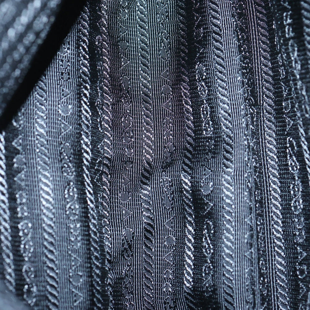 PRADA(プラダ) RE-NYLON リナイロン トライアングルロゴプレート サフィアーノレザー ショルダーバッグ シルバー金具 ブラック 2VH113