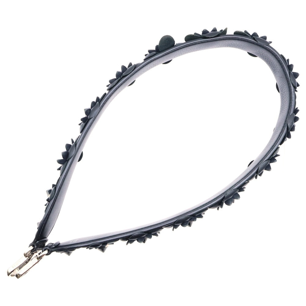 FENDI(フェンディ) フラワーモチーフ スタッズ ショルダーストラップ レザー シルバー金具