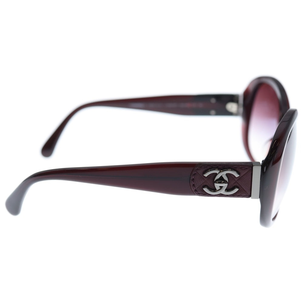 CHANEL(シャネル) ココマーク ターンロック レザー装飾 オーバル