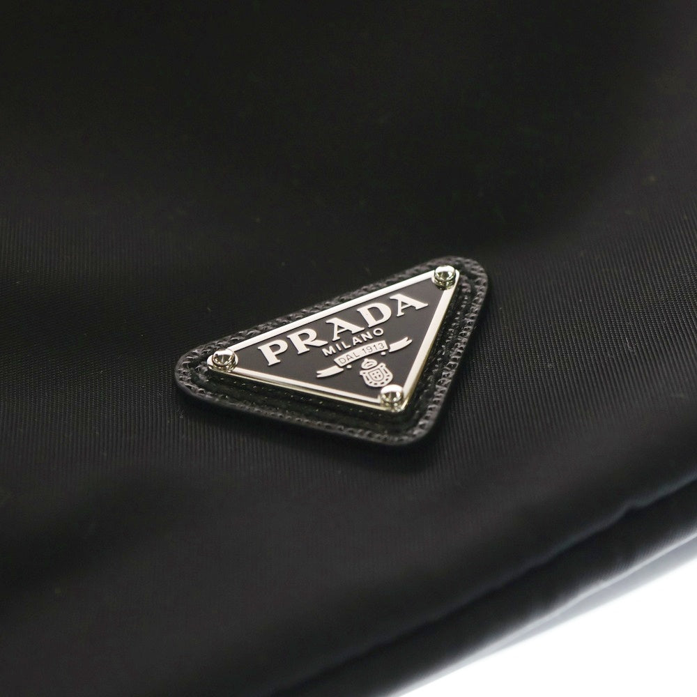 PRADA(プラダ) リナイロン 巾着バッグ ポーチ ケース 小物入れ ブラック ナイロン 1NS369 シルバー金具 レディース