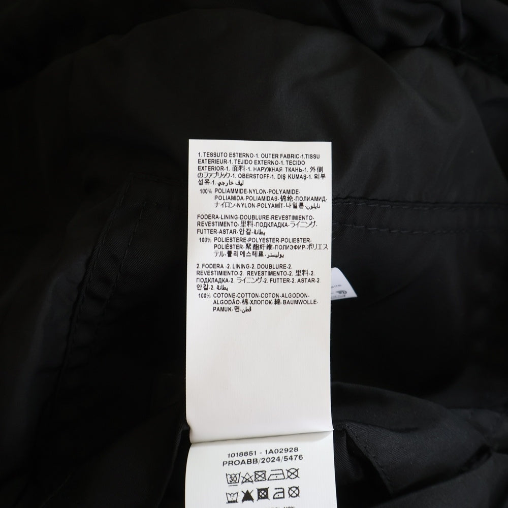 GIANNI VERSACE(ジャンニ ヴェルサーチ) メデューサチャーム ナイロン フーデッド ジップアップ ウィンドブレーカー ジャケット ブラック/ゴールド 1018851