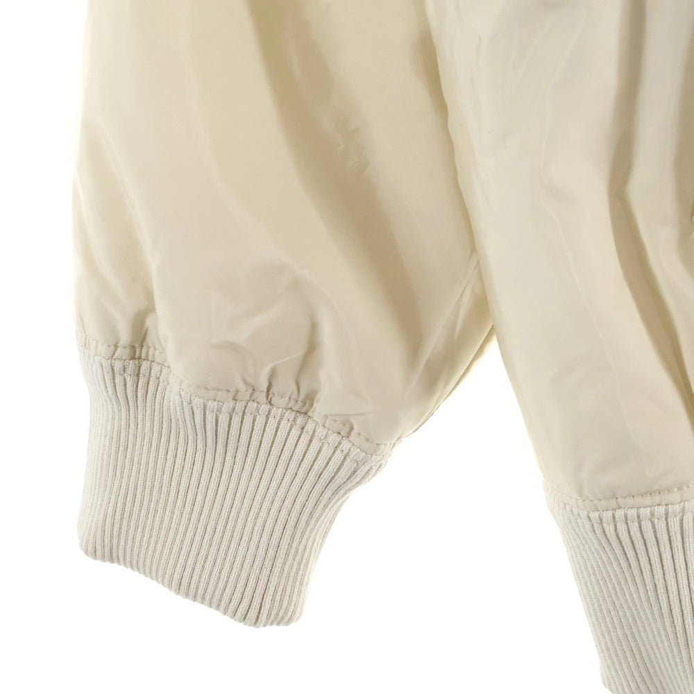 PRADA(プラダ) 24AW RE-NYLON リナイロン トライアングルロゴプレート フーデッド ジップアップ 中綿ジャケット ブルゾン アイボリー/ホワイト 292212