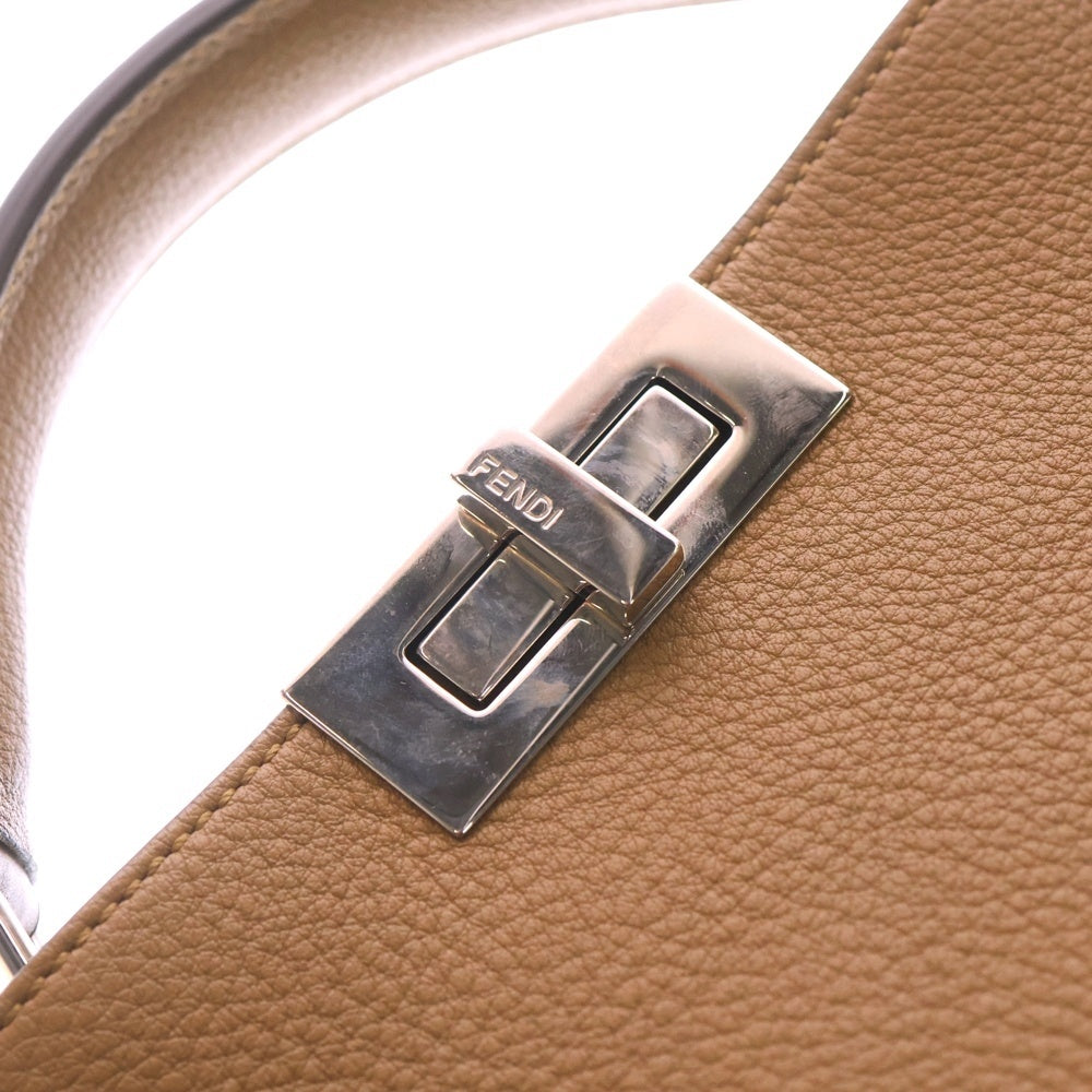 FENDI(フェンディ) ピーカブー アイシーユー ミディアム ビジネス