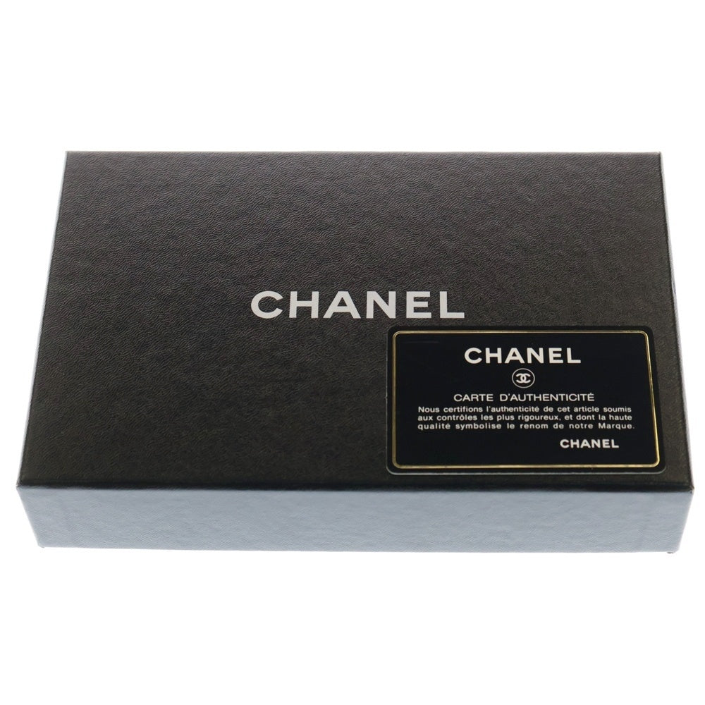 CHANEL(シャネル) マトラッセ 二つ折り長財布 ロングウォレット シルバー ラムスキン シルバー金具 レディース