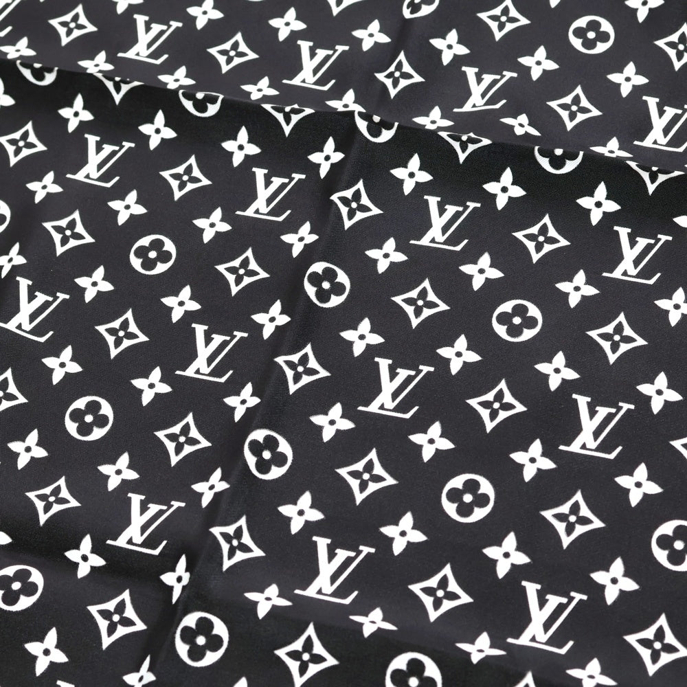 LOUIS VUITTON(ルイヴィトン) モノグラム カレ90・モノグラム
