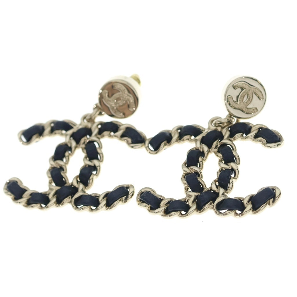 CHANEL(シャネル) ピアス チェーンココマーク ブラック×ゴールド プレート B25C レディース