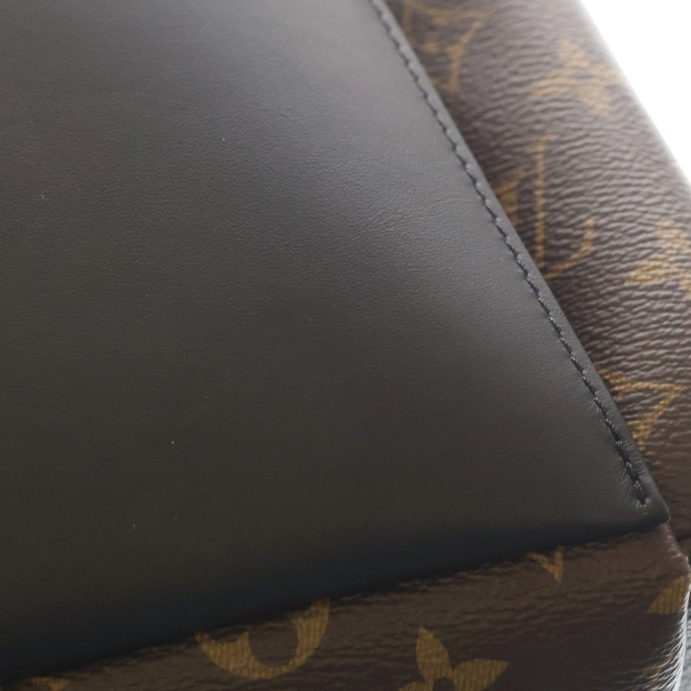 LOUIS VUITTON(ルイヴィトン) モノグラムマカサー ディスカバリー レザーバッグパック リュック ブラウン M46684