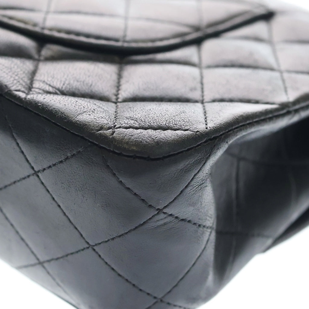 シャネル A01112 ｸﾞﾚｰ ﾒﾀﾘｯｸ ｼﾙﾊﾞｰ金具 ﾗﾑ ﾀﾞﾌﾞﾙﾌﾗｯﾌﾟ ﾏﾄﾗｯｾ25 CHANEL（シャネル） A01112 21番 黒 ラム シルバー金具 Wフラップ