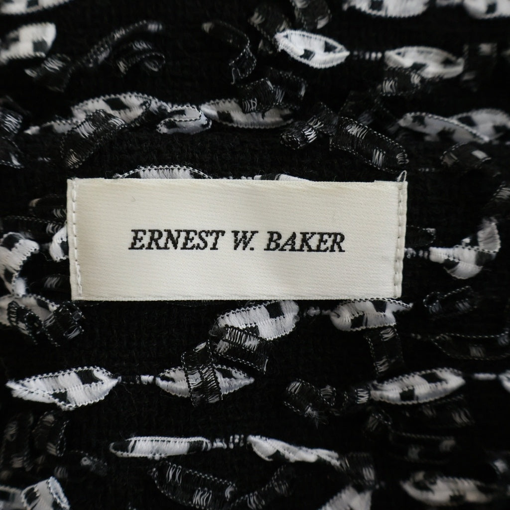 ERNEST W. BAKER(アーネストダブルベイカー) トラックジャケット リボンモチーフ ブラック ビスコース×コットン×ポリアミド×グラスファイバー #M