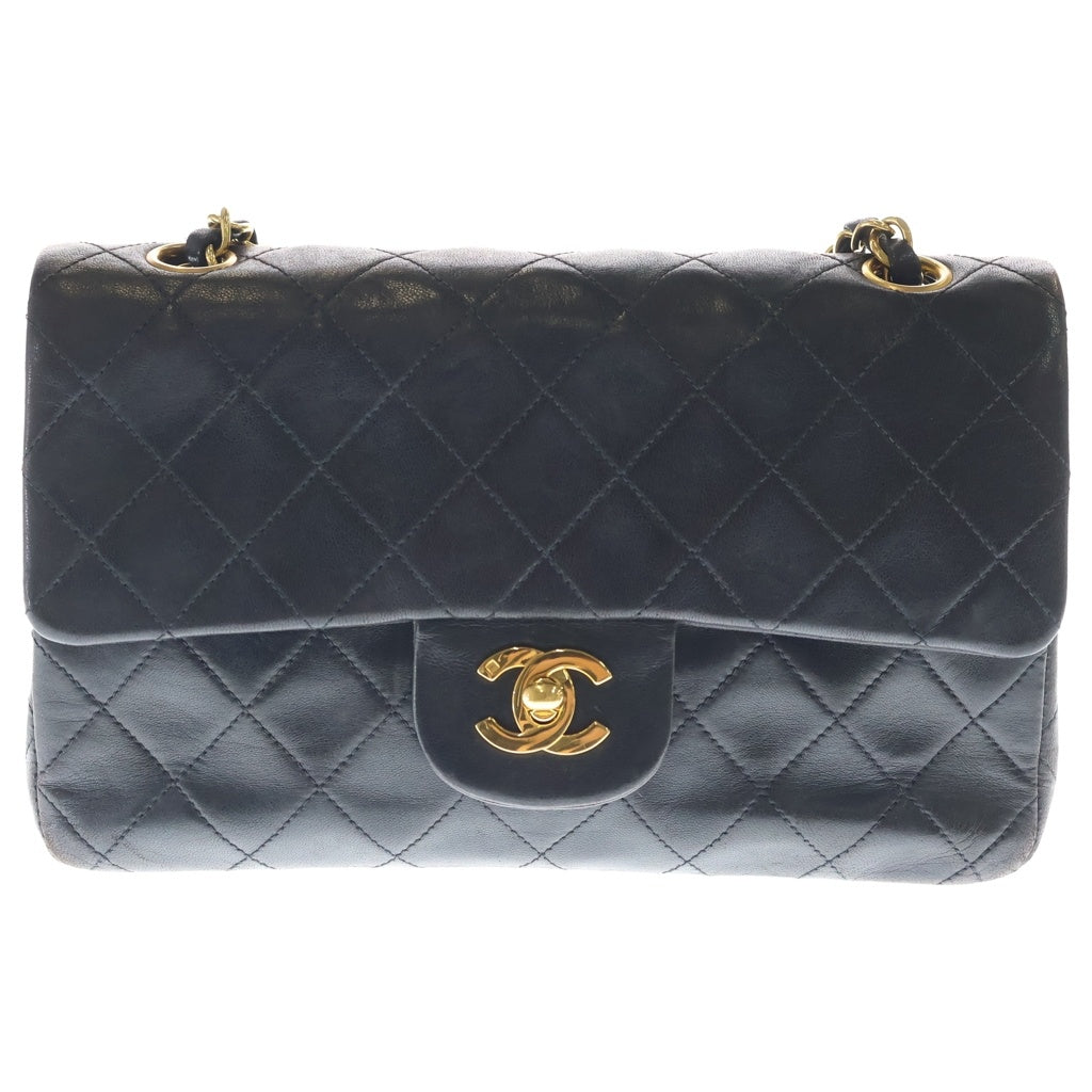 CHANEL(シャネル) マトラッセ23 ダブルフラップ チェーンショルダーバッグ ブラック ラムスキン ゴールド金具 レディース