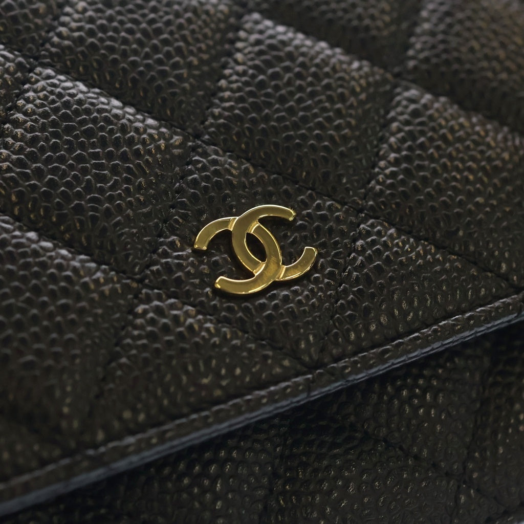 CHANEL(シャネル) マトラッセ キャビアスキン ゴールド金具 チェーンウォレット ショルダーバッグ プレート ブラック AP0250 レディース