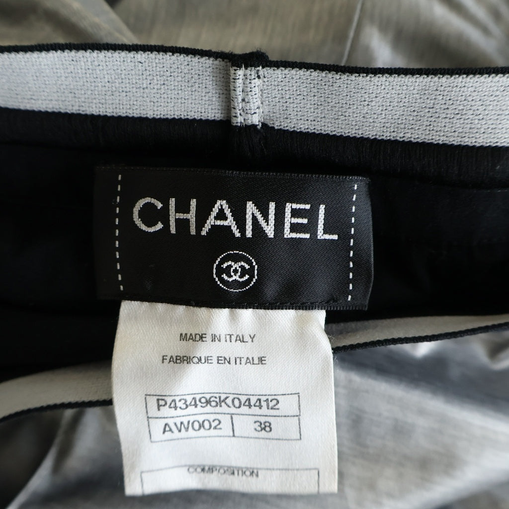 CHANEL(シャネル) ココマーク メタリックシルバー セットアップ ポリエステル カットソー ジョガーパンツ シルバー P43496K04412 レディース