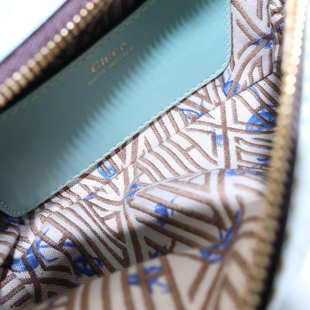 Chloe(クロエ) ダリアミニ チェーンバッグ ショルダーバッグ ミントグリーン 型押しクロコ ゴールド金具 レディース