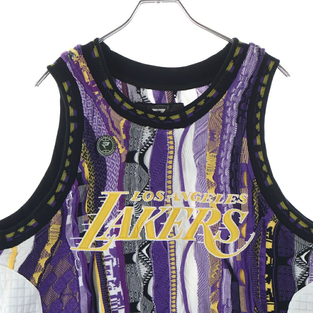 COOGI(クージー) ×NBA ×PROTEGE LOS ANGELES LAKERS SWEATER VEST レイカーズ ロゴ刺繍 タンクトップ マルチ