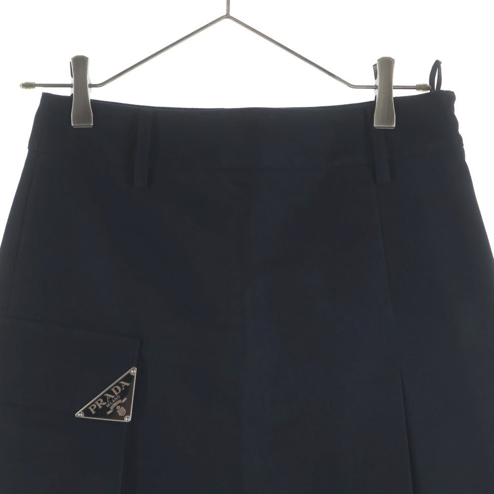 PRADA(プラダ) Re Nylon トライアングルロゴ プレート ワンプリーツ テクニカルキャンバススカート レディース ブラック 21H940 S231