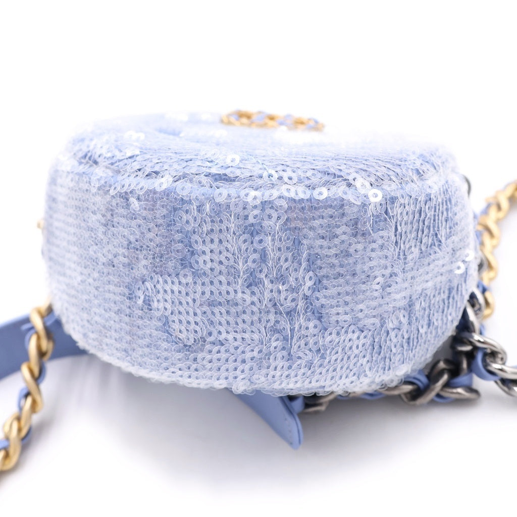 CHANEL(シャネル) シャネル19 スパンコール ラウンド チェーンショルダーバック ライトブルー 30番台 AP0945 レディース