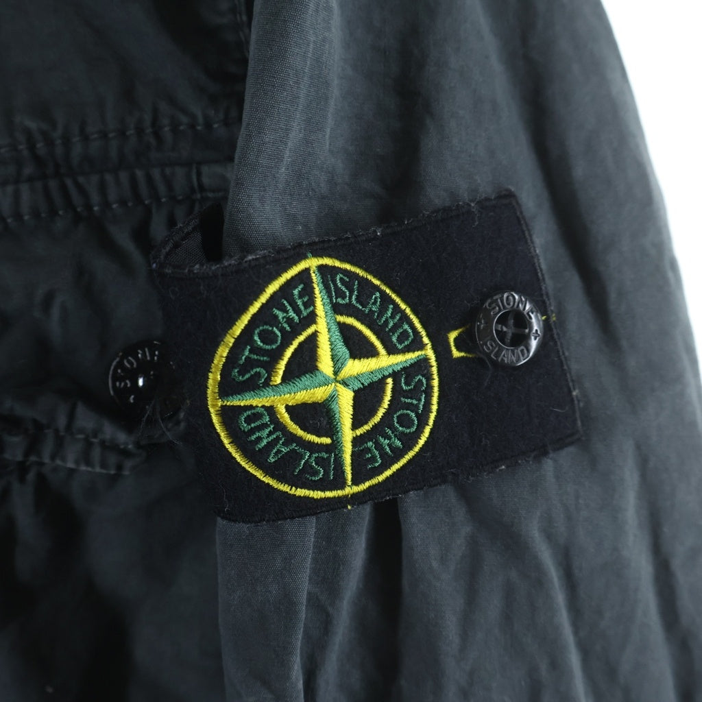 STONE ISLAND(ストーンアイランド) ロゴワッペン ジップアップブルゾン グレー 7915102WN