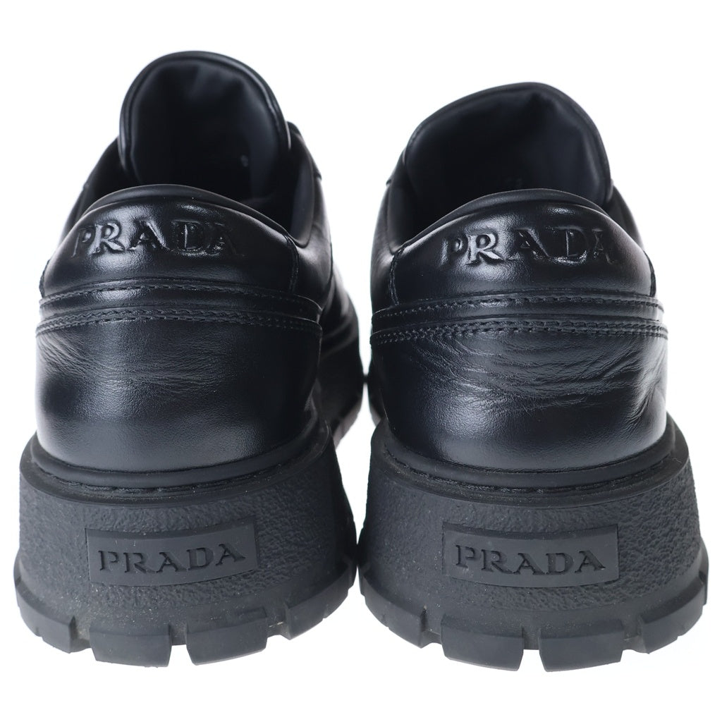 PRADA(プラダ) トライアングルロゴ レザースニーカー ブラック 2EG452