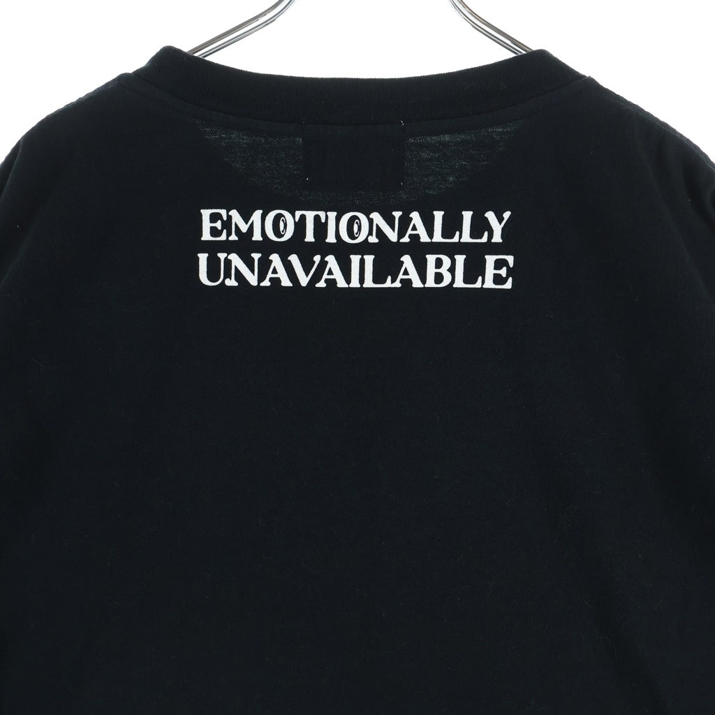 Emotionally Unavailable(エモーショナリー アンアヴェイラブル) ×コインパーキングデリバリー フロントプリント 半袖Tシャツ EU-YS1-0000-C11