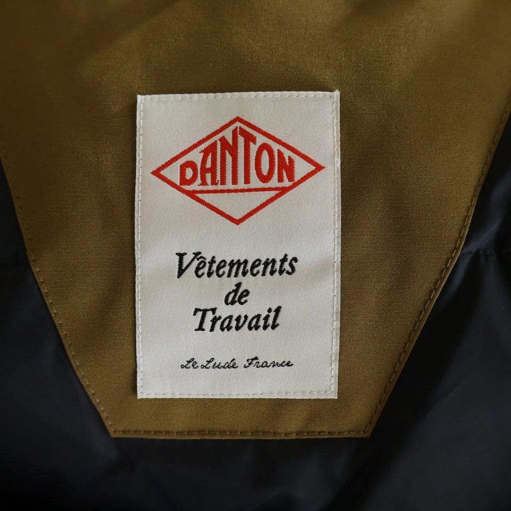DANTON(ダントン) フロントロゴ刺繍フード付きダウンジャケット 19A-FA-002 ブラウン