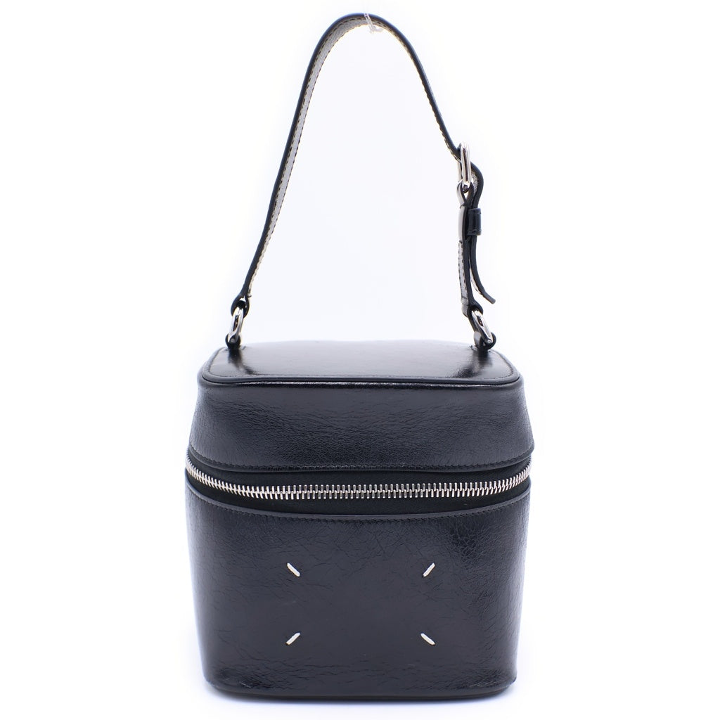 Maison Margiela(メゾンマルジェラ) BIg Cube チェーンショルダー ハンドバッグ ブラック SB1ZI0016 P8831 レディース