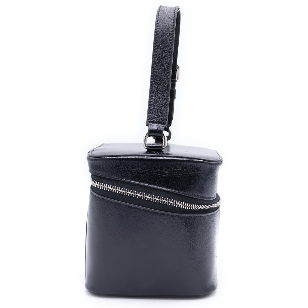 Maison Margiela(メゾンマルジェラ) BIg Cube チェーンショルダー ハンドバッグ ブラック SB1ZI0016 P8831 レディース