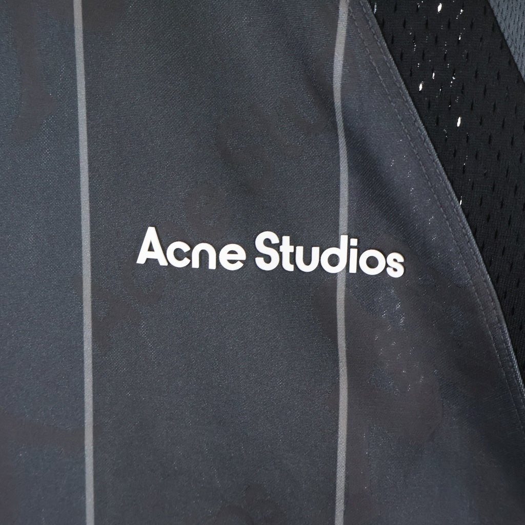Acne Studios(アクネ ストゥディオズ) 24SS ロゴ刺繍 メッシュパネル 半袖Tシャツカットソー ブラック SP-UX-TSHI000045