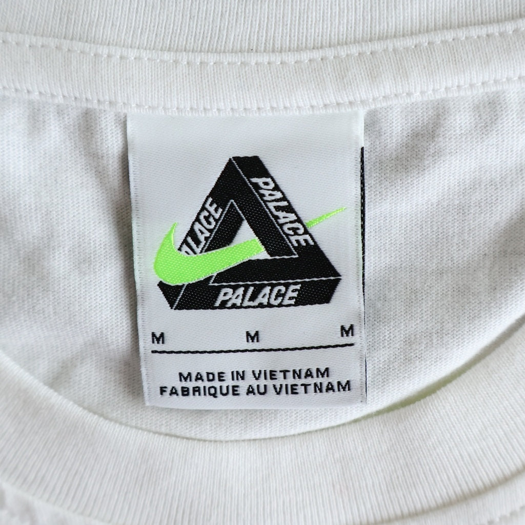 Palace Skateboards(パレススケートボーズ) ×NIKE TRI SWOOSH T-SHIRT トライアングル スウッシュロゴプリント 半袖Tシャツカットソー ホワイト P29TS273