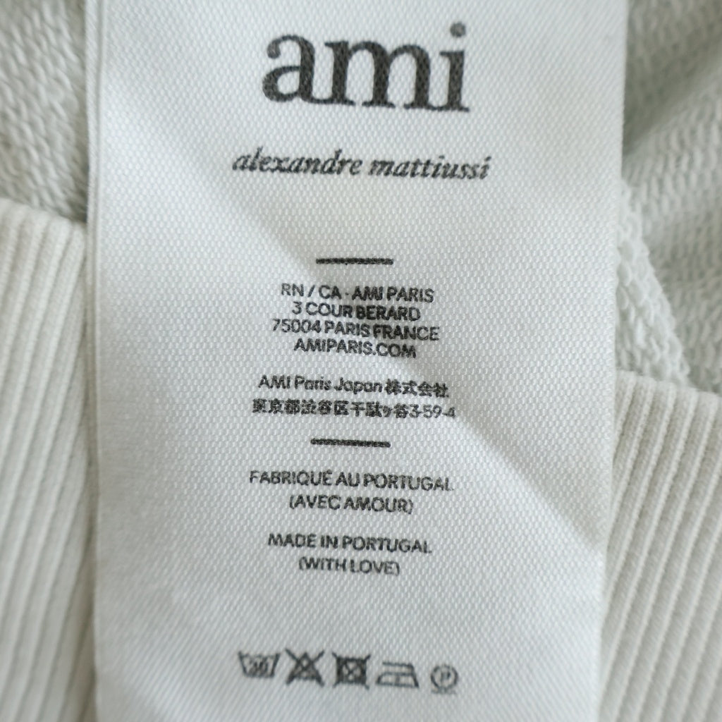 AMI Alexandre Mattiussi(アミアレクサンドルマテュッシ) フロントロゴ刺繍 クルーネック スウェットシャツ トレーナー ホワイト E22USW001.730