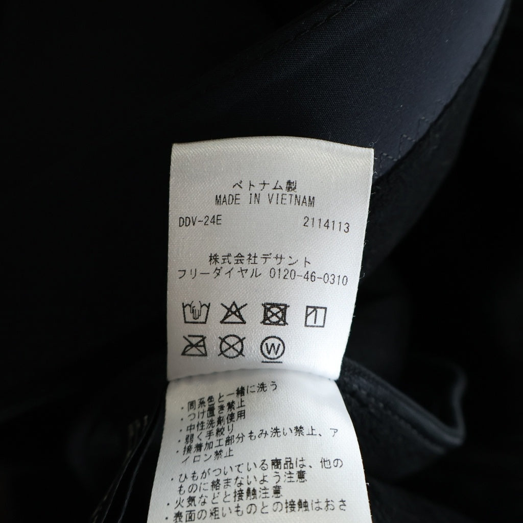 DESCENTE(デサント) ALLTERRAIN SOFT SHELL JACKET CREAS THERMO ソフトシェルジャケット クレアスサーモ ナイロン フロントポケット ブラック DU4FWBA3M