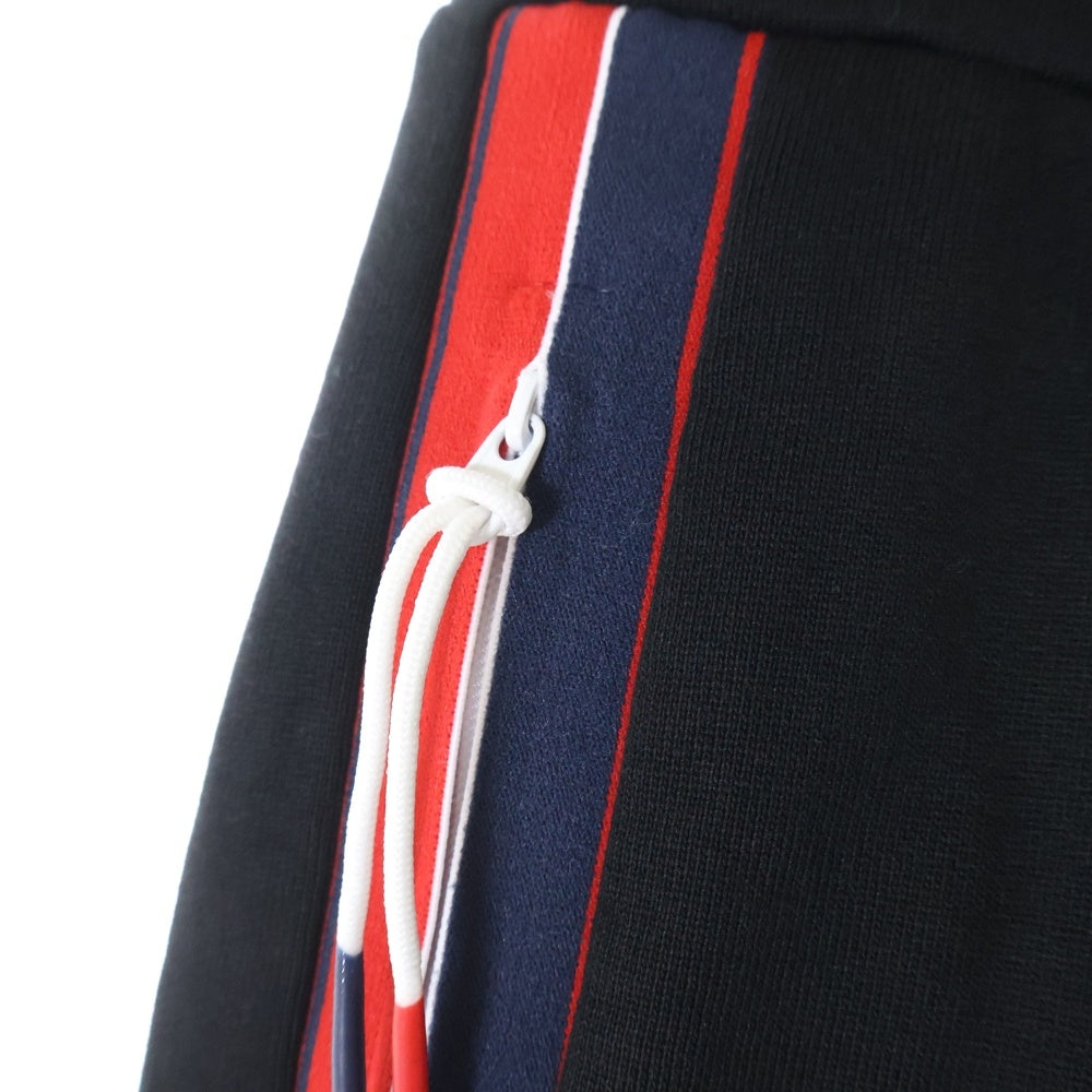 MONCLER(モンクレール) 22SS ロゴプリント サイドライン スウェットトラック ジョガーパンツ ネイビー H10918H00005 809KR