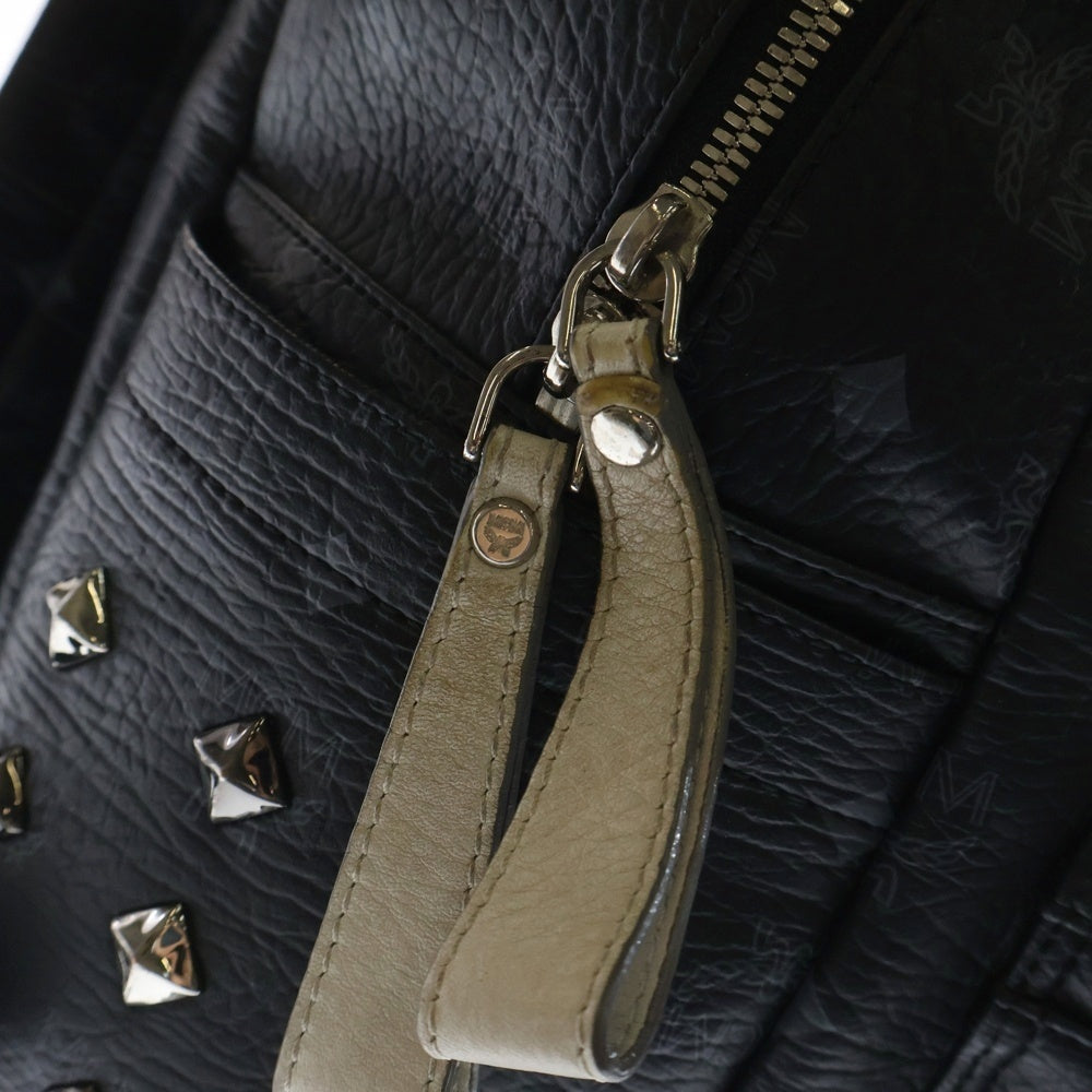 MCM(エム シー エム) LOVELESSコラボ スタッズ バックパック リュックサック ブラック×ホワイト シルバー金具 レザー
