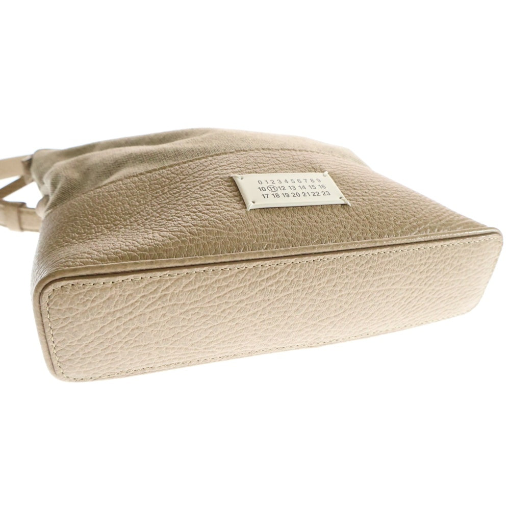Maison Margiela 11(メゾンマルジェラ11) ホーボー ショルダーバッグ ベージュ ゴールド金具 レザー×キャンバス