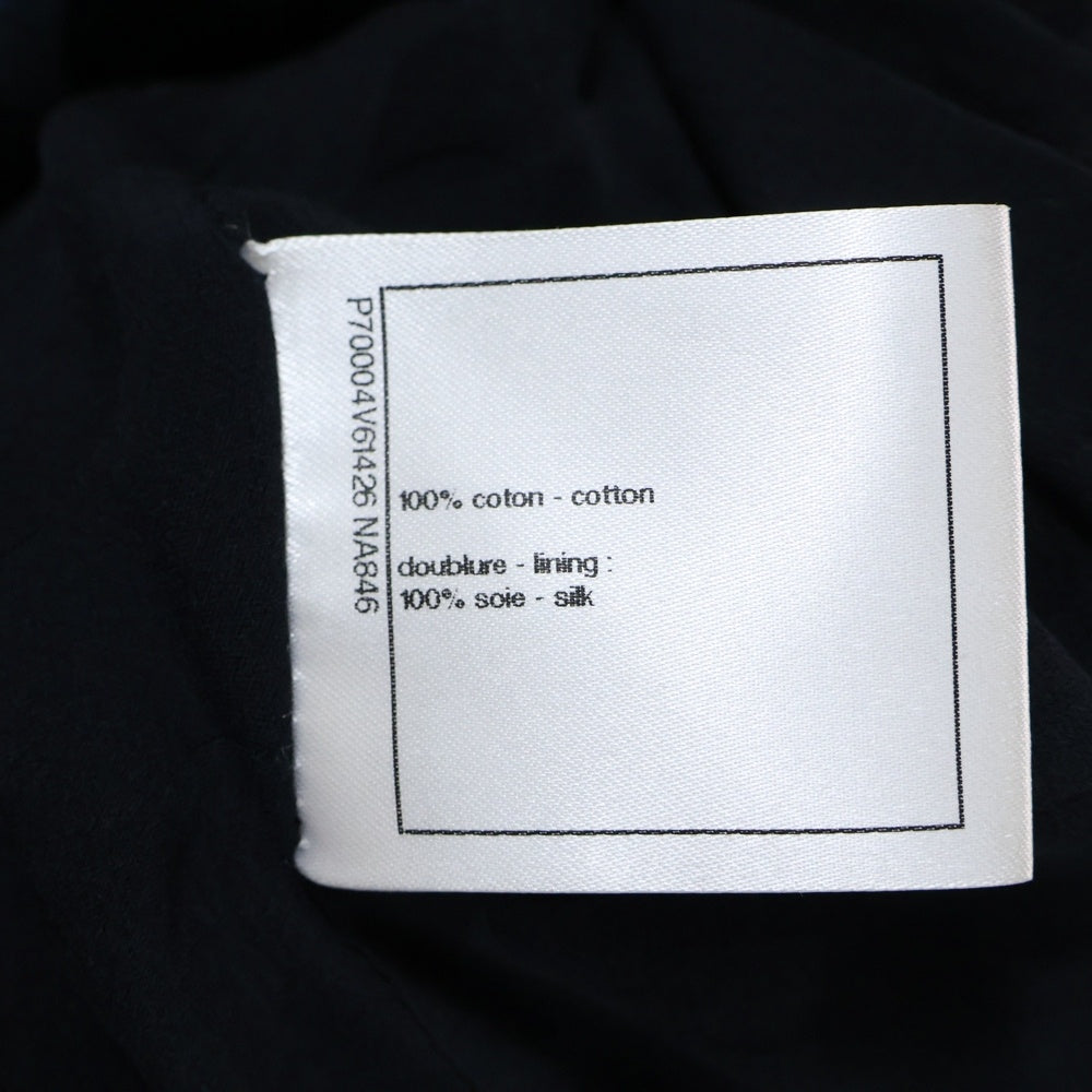 CHANEL(シャネル) ココマーク ラインストーン ボタン エンボスロゴ 総柄 ベロア ベルベット ノーカラー 半袖 クロップド ショート ジャケット ネイビー レディース P70004V61426